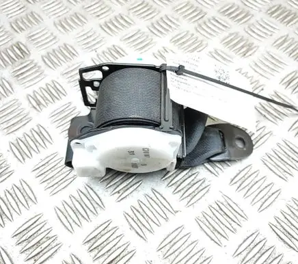 Mitsubishi L200 Rear seatbelt 7000F497XA