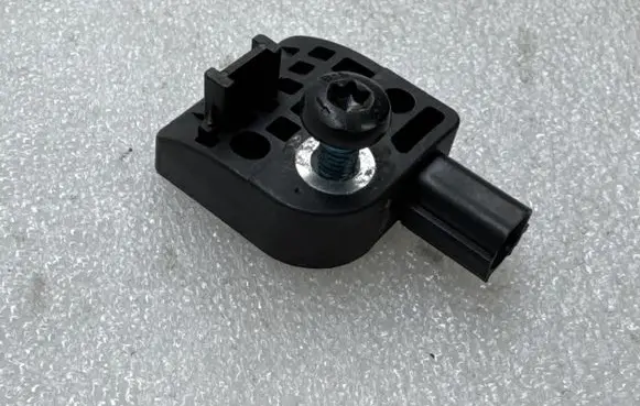 Tesla Model S Airbag deployment crash/impact sensor 100527400B 4132 270038E2402