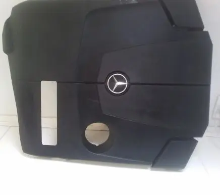 Mercedes-Benz C W204 Engine cover (trim) A2740100067