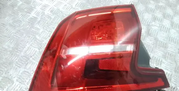 Volvo S90, V90 Rear/tail lights 31656775