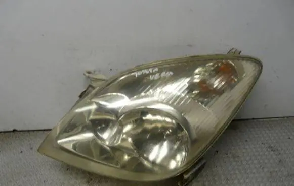 Toyota Corolla Verso E121 Headlight/headlamp 12v60w