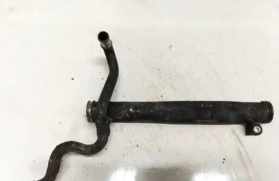 Volvo XC60 Engine coolant pipe/hose