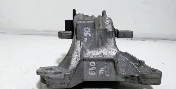 Peugeot 407 Engine mount bracket 326B96