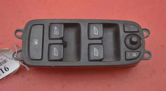 Volvo S40 Electric window control switch 30710787