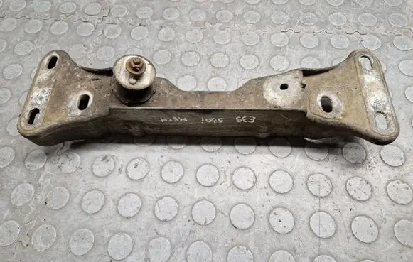 BMW 5 E39 Gearbox mounting bracket 1092476