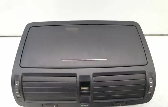 Skoda Octavia Mk2 (1Z) Dash center air vent grill 1z0820951