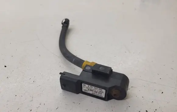 Opel Vivaro Air pressure sensor 0281002566 8200168253 8200185545