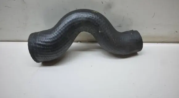 Opel Astra H Engine coolant pipe/hose