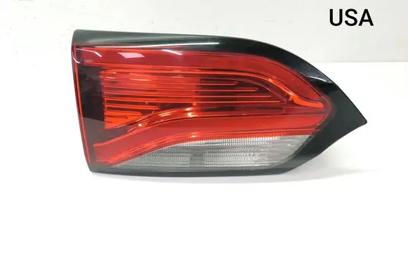 Chrysler Pacifica Tailgate rear/tail lights P68228941AE