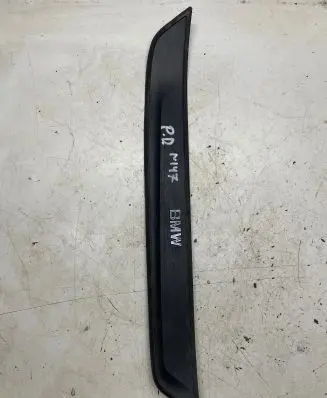 BMW X1 E84 Side skirt front trim 2990844 8047746