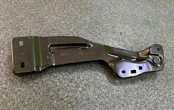 Opel Corsa F Fender mounting bracket 239803S42X 00626C