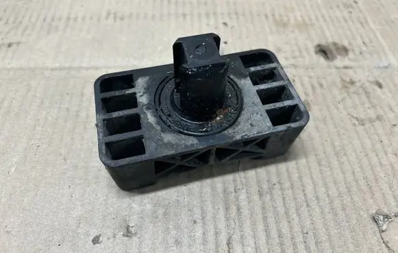 Mercedes-Benz E W213 Jacking socket point A2046920028 2046920028