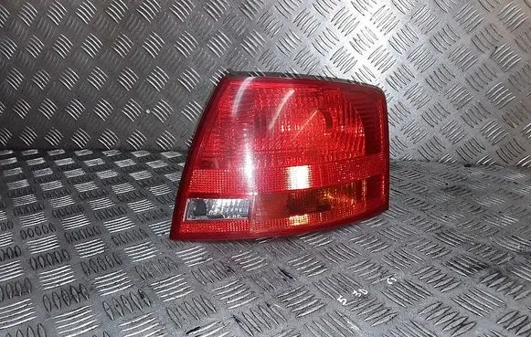 Audi A4 S4 B7 8E 8H Rear/tail lights 8e9945096e