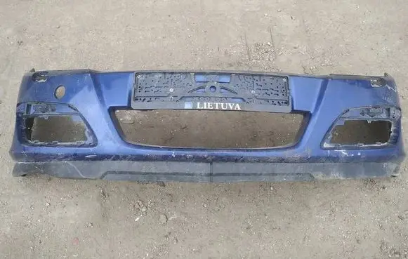 Opel Astra H Front bumper MELYNAS