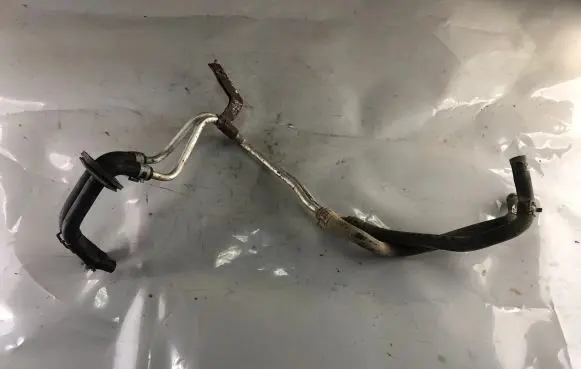 Nissan Patrol Y61 Engine coolant pipe/hose