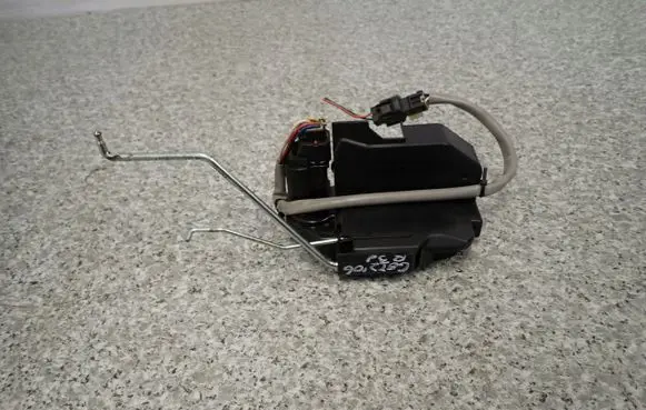 Hyundai Getz Rear door lock 