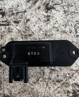 Mazda 5 Heater blower fan relay 