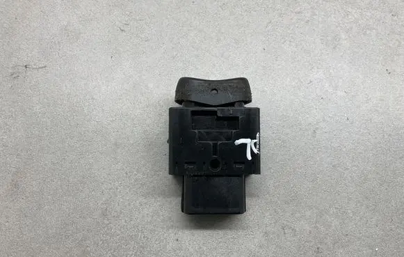 Mitsubishi Colt Seat heating switch