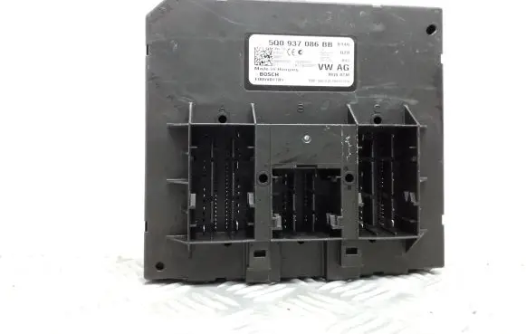 Volkswagen PASSAT B8 Comfort/convenience module 5Q0937086BB
