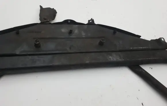 BMW 5 F10 F11 Top upper radiator support slam panel 7200690 74314910 5L64DK