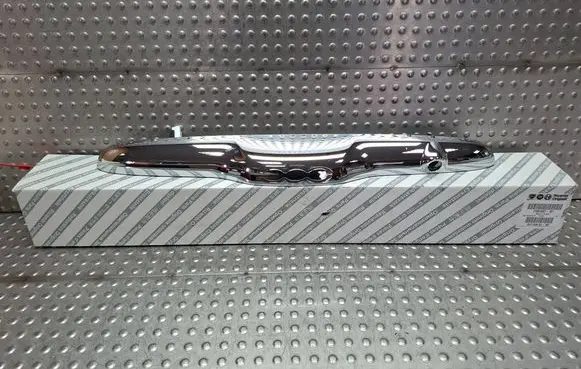 Fiat 500 Trunk door license plate light bar S26337853 0735516207
