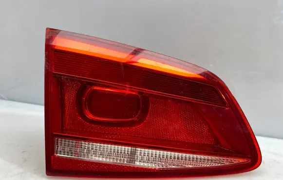 Volkswagen PASSAT B7 Tailgate rear/tail lights 3AF945093K