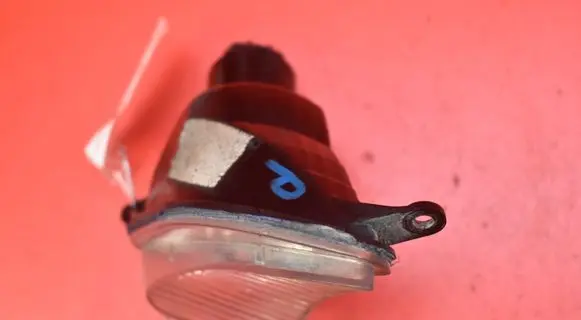 Toyota Avalon XX10 Front indicator light