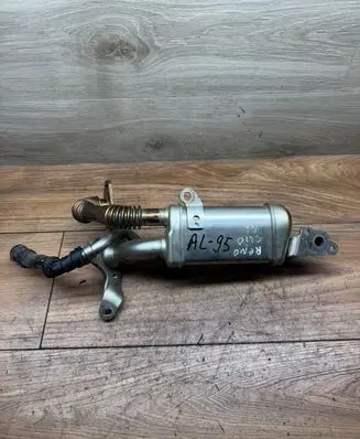 Nissan Qashqai EGR valve cooler 147357324R 71160169C