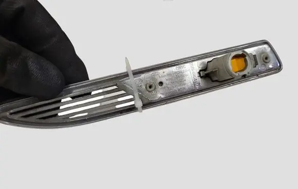 Ford Mondeo MK IV Front fender indicator light 7S7113K354AD
