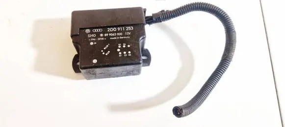 Volkswagen II LT Glow plug pre-heat relay 2d0911253 899063000