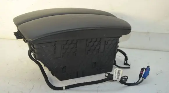 BMW X5 E70 Armrest 51169115084 SP12973 01189810