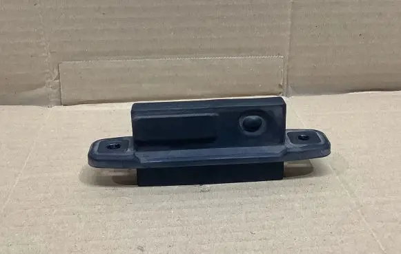 Tailgate opening switch
