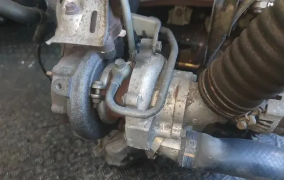 Lexus IS 220D-250-350 Turbo