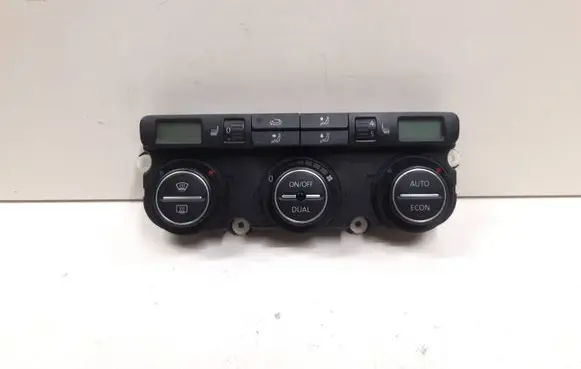 Volkswagen PASSAT B6 Climate control unit 74677532