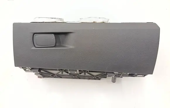 BMW 2 F46 Glove box set 9318641 9349267