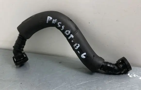 Volkswagen PASSAT B6 Vacuum line/pipe/hose 06J103221