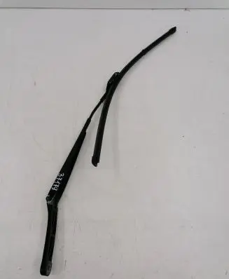 Volkswagen PASSAT B6 Front wiper blade arm 3C1955409C