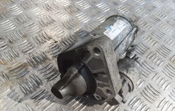 Renault Scenic III - Grand scenic III Starter motor 233001375R
