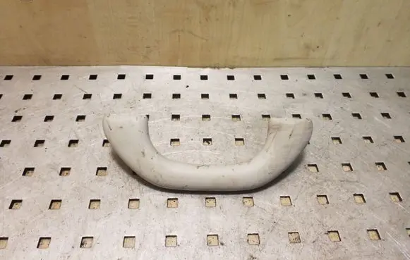 Volkswagen PASSAT CC Front interior roof grab handle