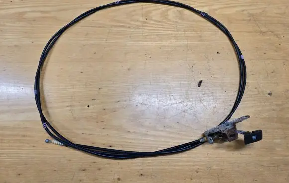 Mazda CX-7 Fuel cap flap release cable 