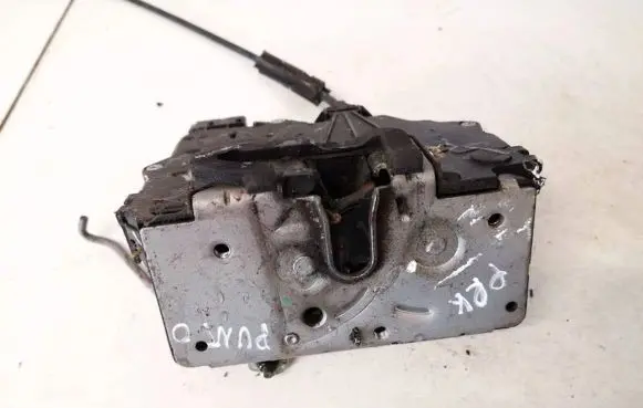 Fiat Punto (188) Front door lock 55702914