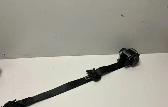 BMW X1 U11 Front seatbelt 6959458