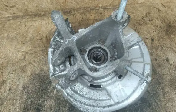 BMW 5 F10 F11 Rear wheel hub 6798769 6708969