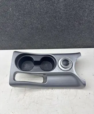 Mitsubishi Outlander Other center console (tunnel) element 8011A079