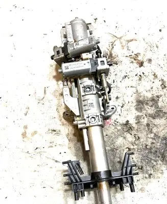 BMW X6 F16 Steering wheel axle 734393 805946 746773