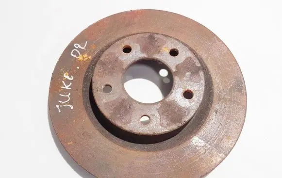 Nissan Juke I F15 Front brake disc ventiliuojamas