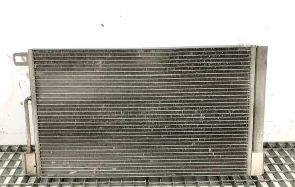Opel Corsa E Coolant radiator 39035151