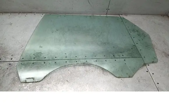 Volvo V50 Rear door window glass 
