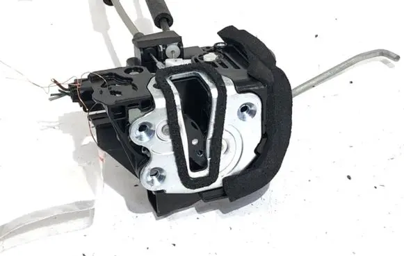 KIA Picanto Front door lock
