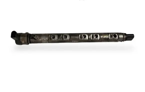 BMW 5 F10 F11 Fuel main line pipe 7809128 0445214183 0281002949